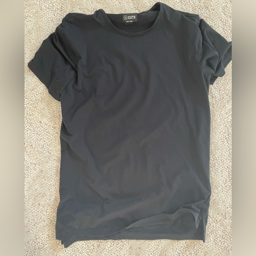 Cuts Split hem t shirt